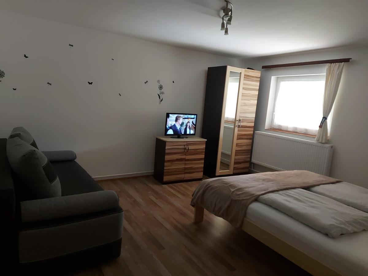 Potyka Apartman Tiszafüred Eksteriør bilde