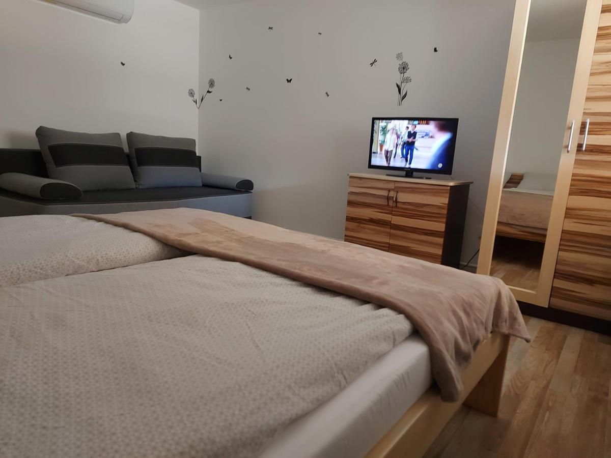 Potyka Apartman Tiszafüred Eksteriør bilde