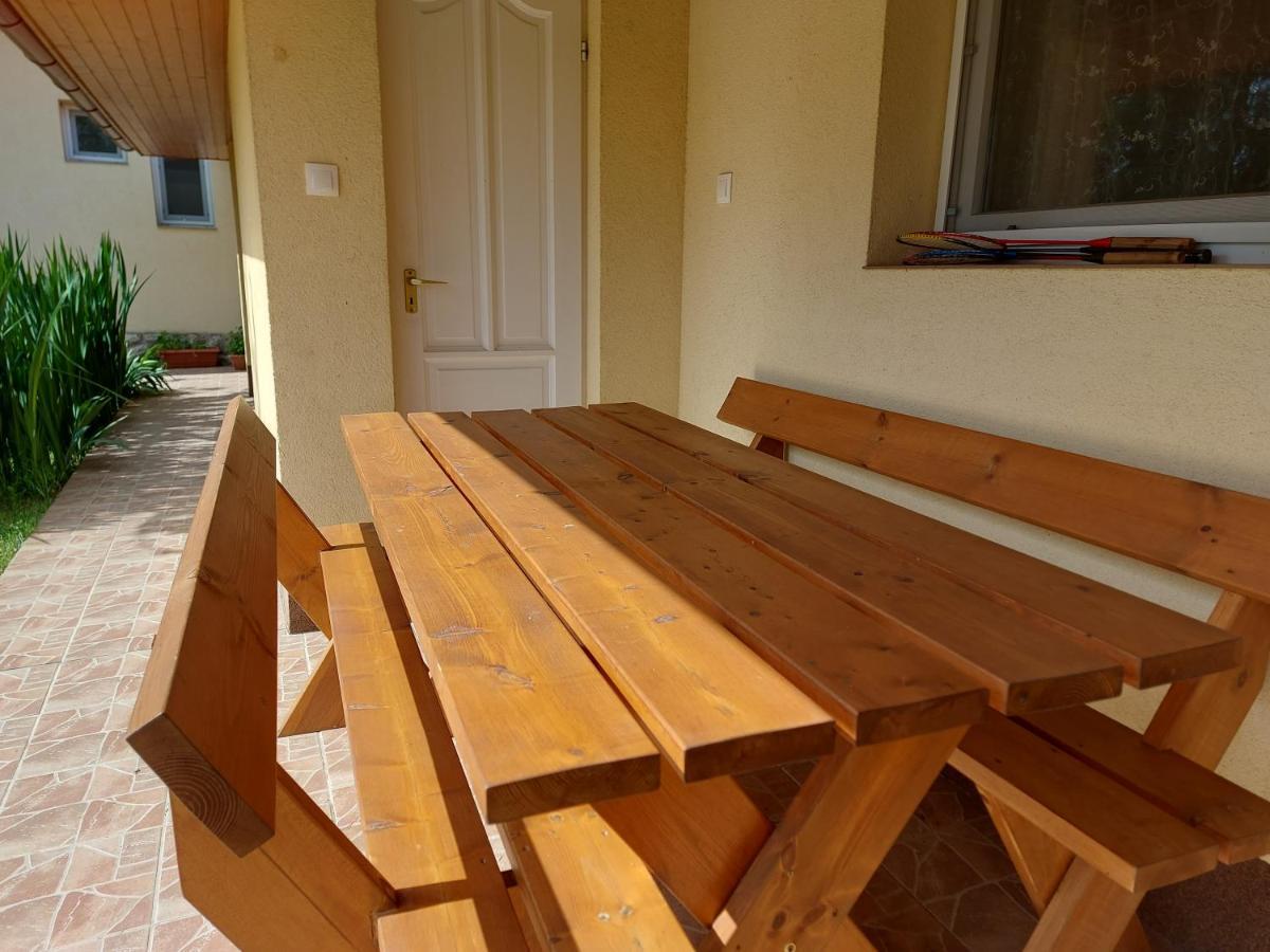 Potyka Apartman Tiszafüred Eksteriør bilde
