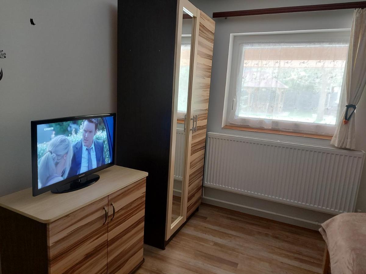 Potyka Apartman Tiszafüred Eksteriør bilde