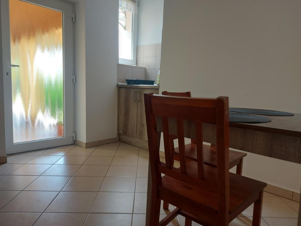 Potyka Apartman Tiszafüred Eksteriør bilde