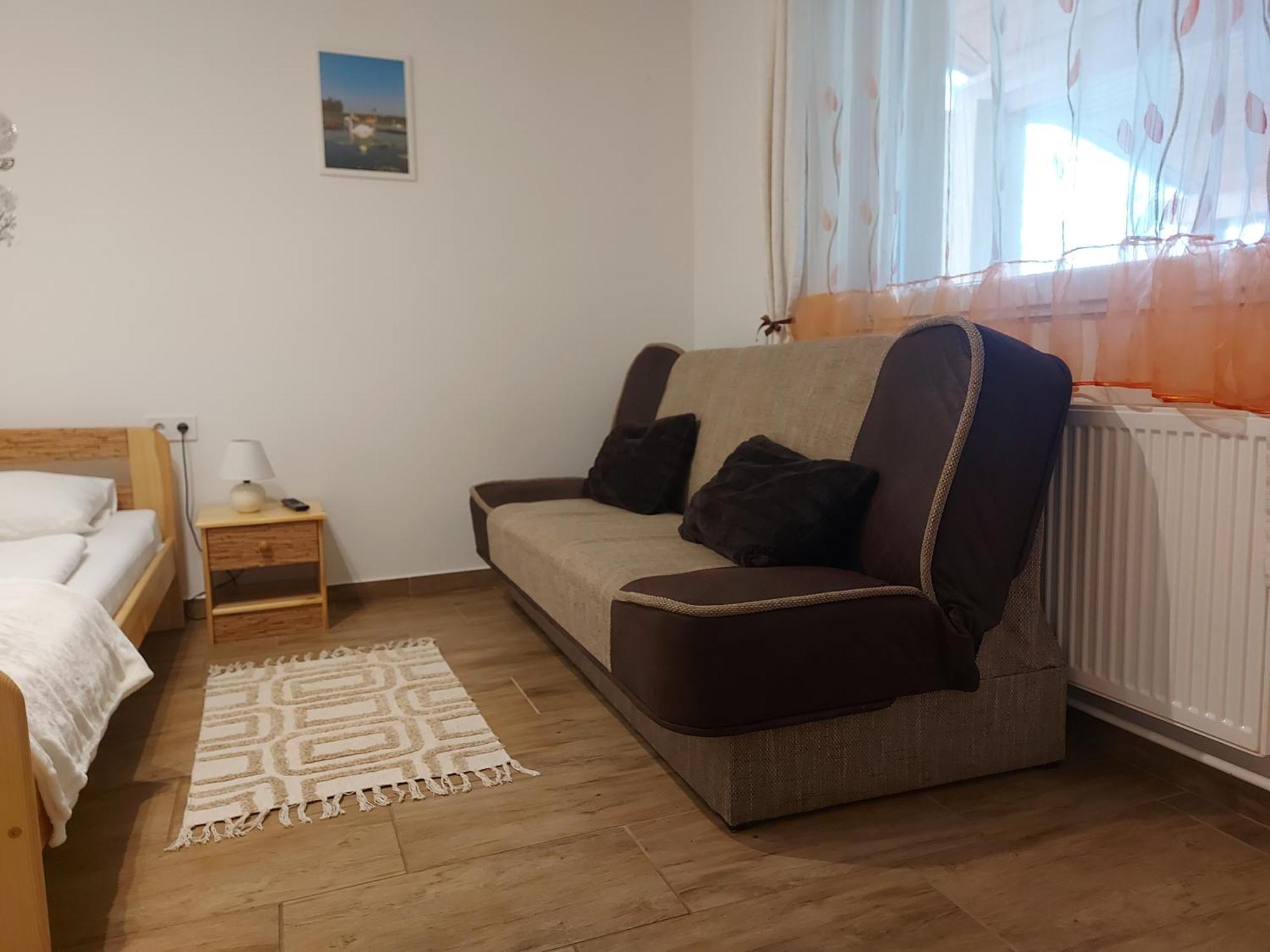 Potyka Apartman Tiszafüred Eksteriør bilde